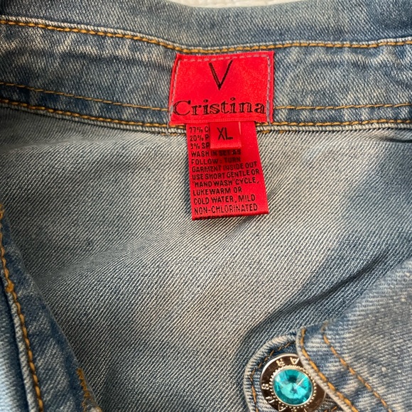 Embellished Light Wash Denim crop Jacket with Turquoise & Pearl Accents - Picture 5 of 6